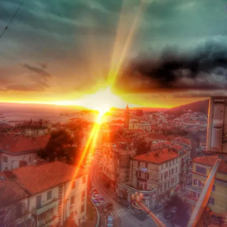 Astonishing View Apartment *